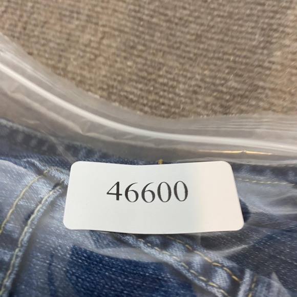 Tommy Bahama Jeans Mens 35x30 Blue Standard Straight Leg Denim Rayon Blend - Picture 12 of 12